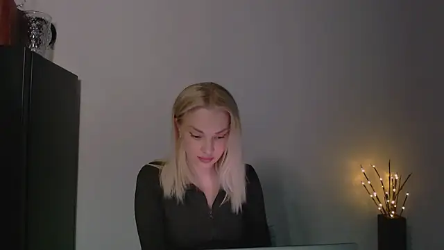 Lia noo regrets online show from 05-15-26, 04:58