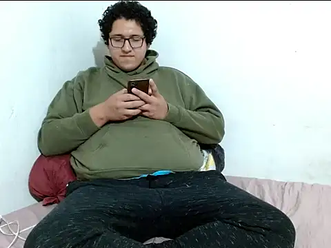 Snapshot of MeisanPaul chatting on 10-10-25, 04:55 MeisanPaul online show from 10-10-25, 04:55