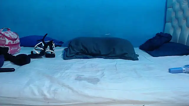 SamiBoobsxx online show from 04-12-26, 06:40