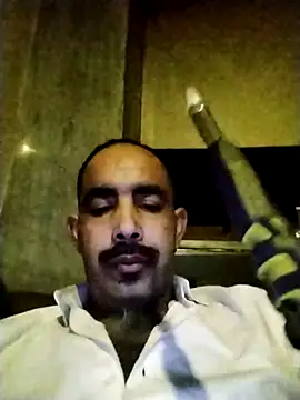 Snapshot of salimbasha chatting on 01-06-26, 11:40 salimbasha online show from 01-06-26, 11:40