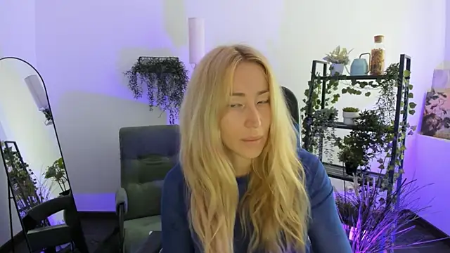 AstraMonroe online show from 04-20-26, 07:11