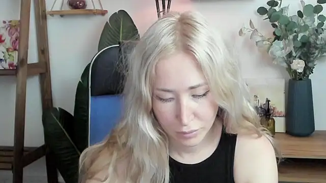 AstraMonroe online show from 06-14-26, 11:34