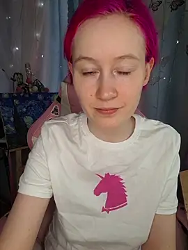 Fuzzy Unicorn online show from 04-13-26, 10:10