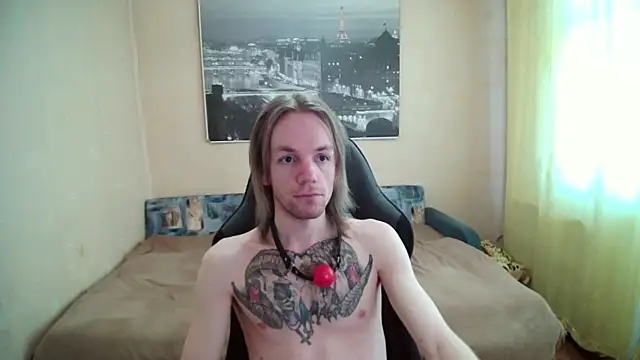 AdamDickens online show from 09-10-25, 11:43