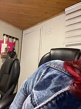 Karen18 boobs online show from 05-12-26, 01:58