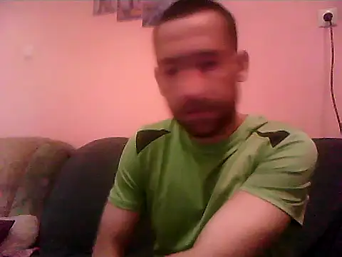 Snapshot of Annadikata1 chatting on 04-11-26, 02:38 Annadikata1 online show from 04-11-26, 02:38