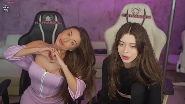 Snapshot of Regina_Sweet054 chatting on 03-31-26, 02:28 Regina Sweet054 online show from 03-31-26, 02:28