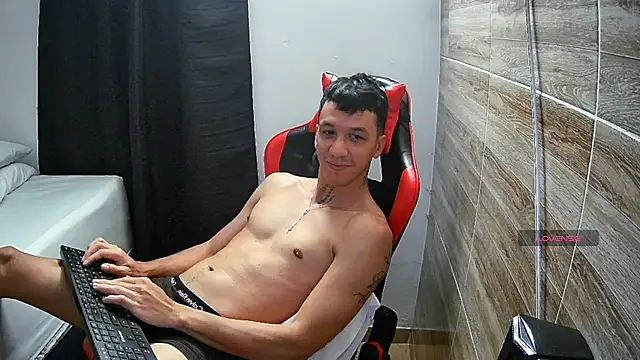 angelicious  online show from 04-09-26, 11:59