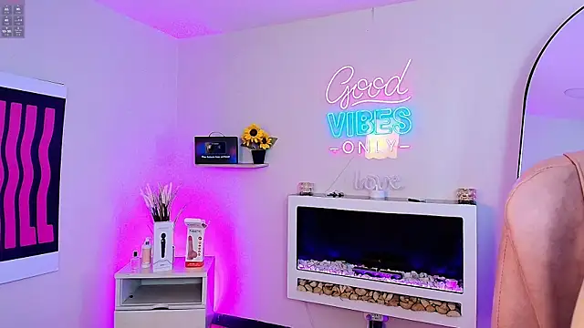 Alice Vixen online show from 05-22-26, 12:11