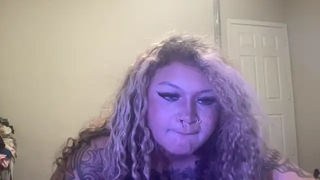 Tatbaby online show from 11-24-25, 02:55