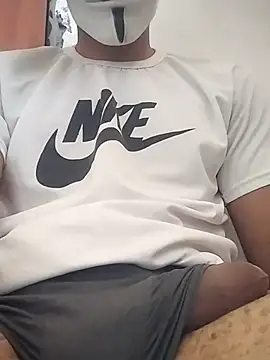 Snapshot of O_Mascarado_NK chatting on 09-12-25, 10:04 O Mascarado NK online show from 09-12-25, 10:04