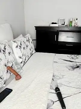 ChubbyBitch26 online show from 02-25-26, 12:37