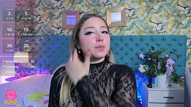 Snapshot of PatyLawrence chatting on 06-26-26, 04:39 PatyLawrence online show from 06-26-26, 04:39