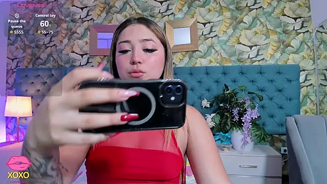 Snapshot of PatyLawrence chatting on 06-27-26, 05:12 PatyLawrence online show from 06-27-26, 05:12