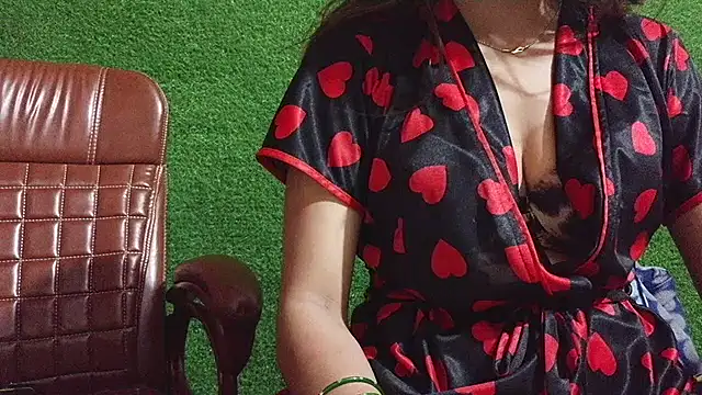 SEXY-SIMI-BHABI online show from 05-14-26, 11:17