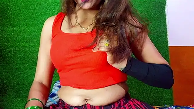 SEXY-SIMI-BHABI online show from 05-15-26, 06:09