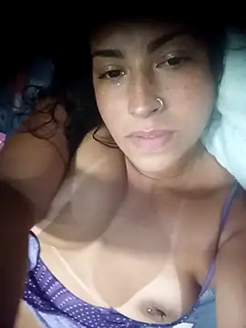 Snapshot of Danivinix chatting on 12-02-25, 02:39 Danivinix online show from 12-02-25, 02:39