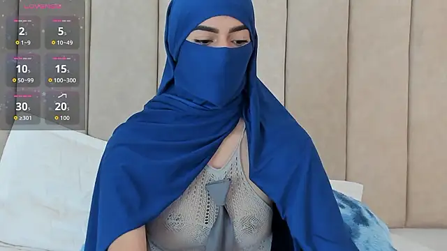  Zahiira  online show from 03-05-26, 12:23