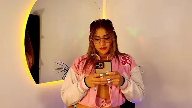 Sophie Janner online show from 01-31-26, 08:18