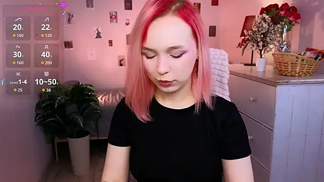 NaomiYoru online show from 04-28-26, 08:36