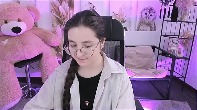 VirtuallVoyant online show from 12-18-25, 07:14