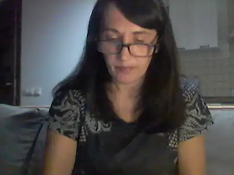 Snapshot of Elena48324 chatting on 06-24-26, 05:12 Elena48324 online show from 06-24-26, 05:12