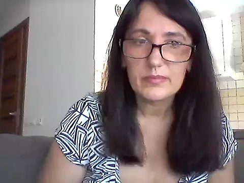 Snapshot of Elena48324 chatting on 06-26-26, 10:08 Elena48324 online show from 06-26-26, 10:08