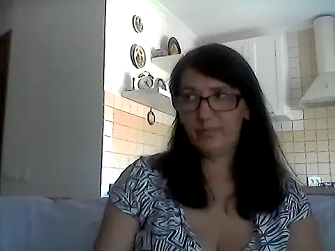 Snapshot of Elena48324 chatting on 06-29-26, 09:26 Elena48324 online show from 06-29-26, 09:26