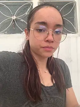 Dafne Mel online show from 01-16-26, 08:02