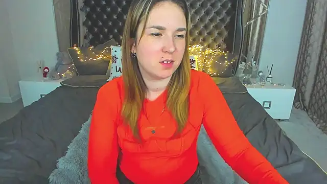 Snapshot of Sofii_darling chatting on 01-15-26, 05:38 Sofii darling online show from 01-15-26, 05:38