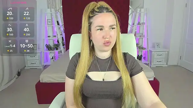 Snapshot of Sofii_darling chatting on 04-07-26, 04:40 Sofii darling online show from 04-07-26, 04:40