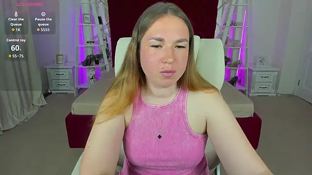 Sofii darling online show from 05-08-26, 04:34