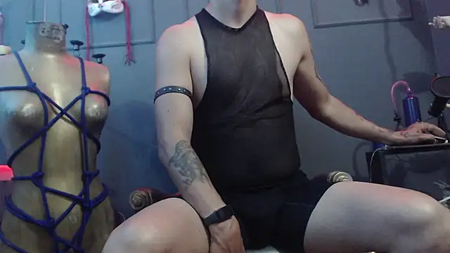 Snapshot of zain_kreigger chatting on 04-03-26, 04:05 zain kreigger online show from 04-03-26, 04:05