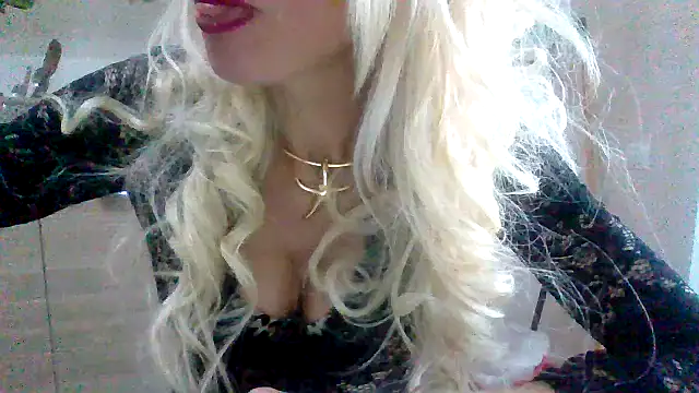 Snapshot of Kelly80 chatting on 05-02-26, 05:18 Kelly80 online show from 05-02-26, 05:18