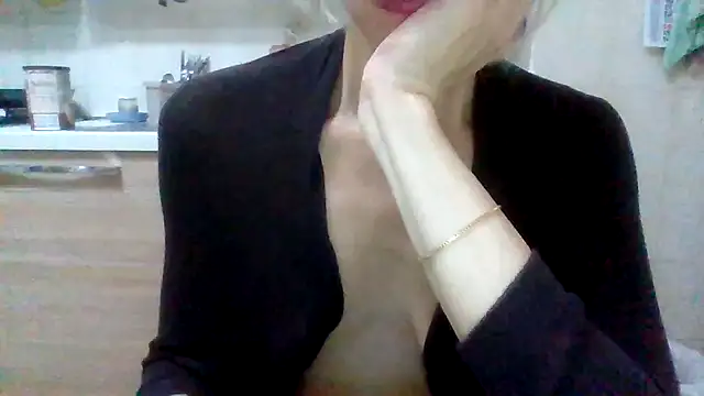 Snapshot of Kelly80 chatting on 06-28-26, 03:23 Kelly80 online show from 06-28-26, 03:23