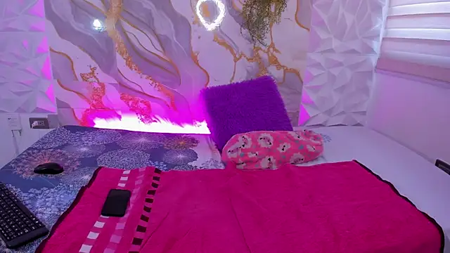 Snapshot of stuart_fetish chatting on 02-13-26, 07:10 stuart fetish online show from 02-13-26, 07:10