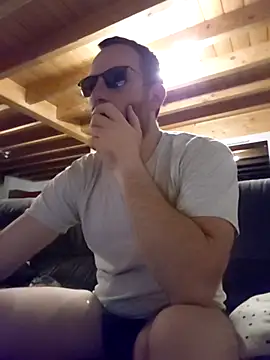 Snapshot of BrunJulienMetis chatting on 02-09-26, 07:18 BrunJulienMetis online show from 02-09-26, 07:18