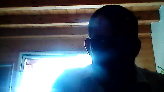 Snapshot of BrunJulienMetis chatting on 04-03-26, 11:41 BrunJulienMetis online show from 04-03-26, 11:41