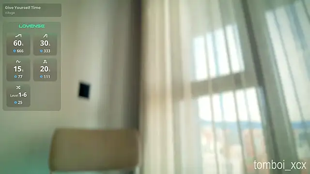 Snapshot of tomboi_xcx chatting on 06-25-26, 06:12 tomboi xcx online show from 06-25-26, 06:12