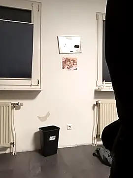 Snapshot of Thompsen1992 chatting on 03-14-26, 04:07 Thompsen1992 online show from 03-14-26, 04:07