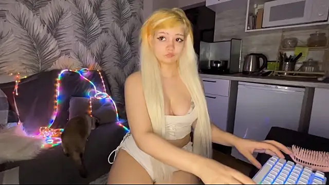 nikoli naw online show from 04-16-26, 09:39