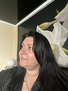 Snapshot of Liza_Will chatting on 04-24-26, 11:56 Liza Will online show from 04-24-26, 11:56