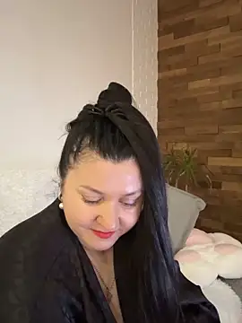 Snapshot of Liza_Will chatting on 05-01-26, 10:20 Liza Will online show from 05-01-26, 10:20