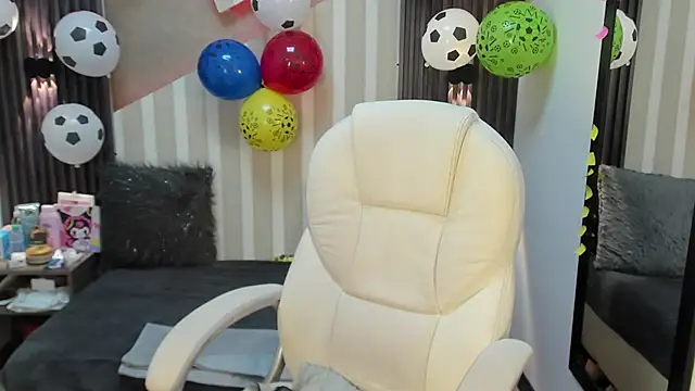 LittleeStar online show from 06-21-26, 09:39