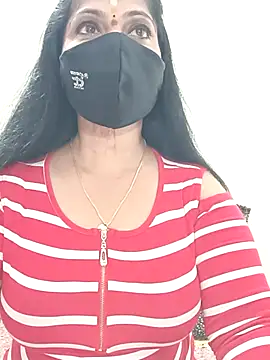 shivani27 online show from 05-26-26, 06:59