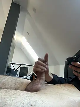 Snapshot of musti312 chatting on 02-15-26, 12:47 musti312 online show from 02-15-26, 12:47