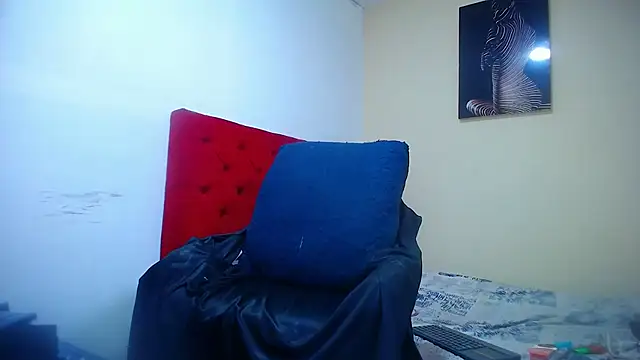 blondehot5v online show from 06-28-26, 07:09