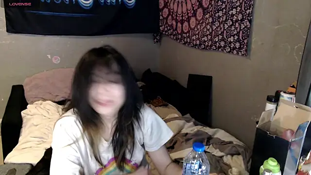 London Ray online show from 11-23-25, 08:25