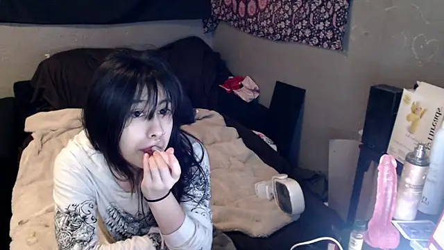 London Ray online show from 02-24-26, 09:46