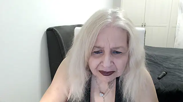 SusiLifeXXX online show from 03-19-26, 09:19